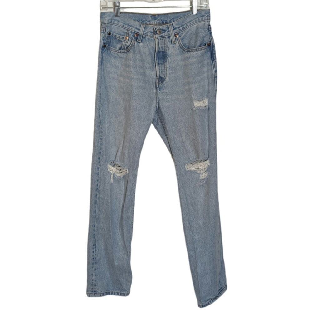 Levi's 501 Vintage Fit Mom Style Straight Tapered Distressed Light Denim Size 27